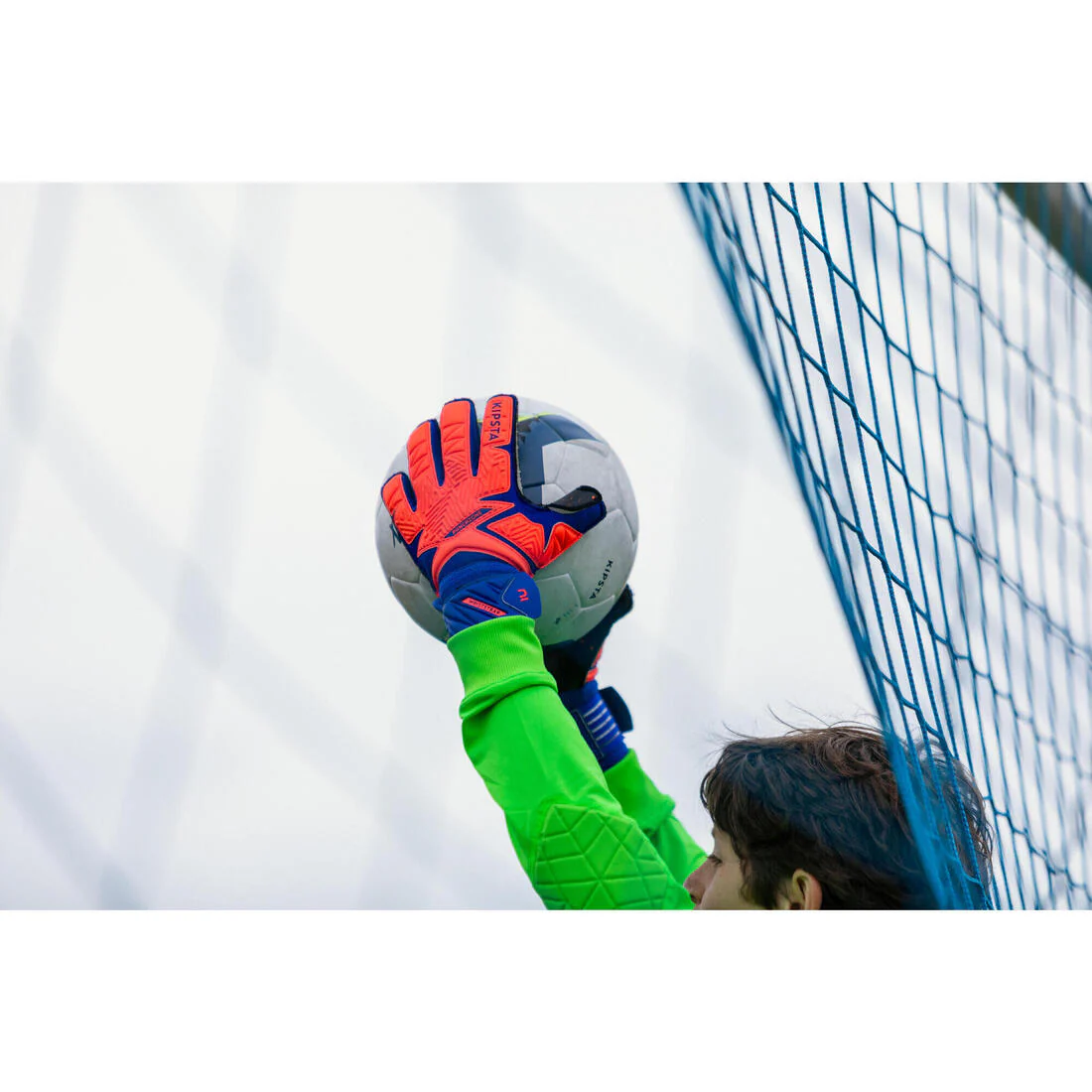 Guantes de fútbol naranja con azul para niños F500 Viralto - Image 11