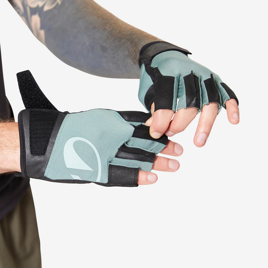 Guantes de musculación resistentes cafés - Image 10