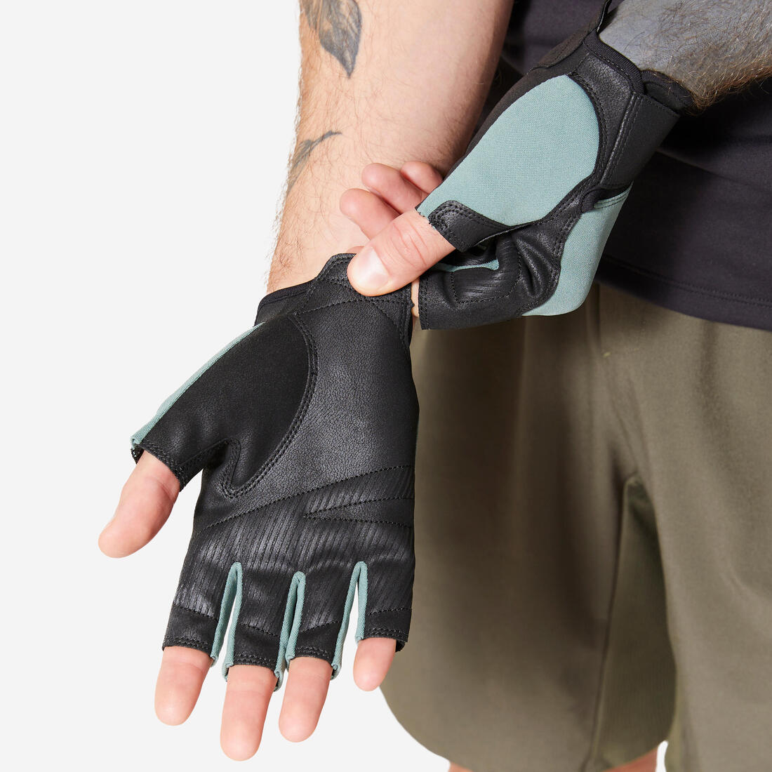 Guantes de musculación resistentes cafés - Image 13