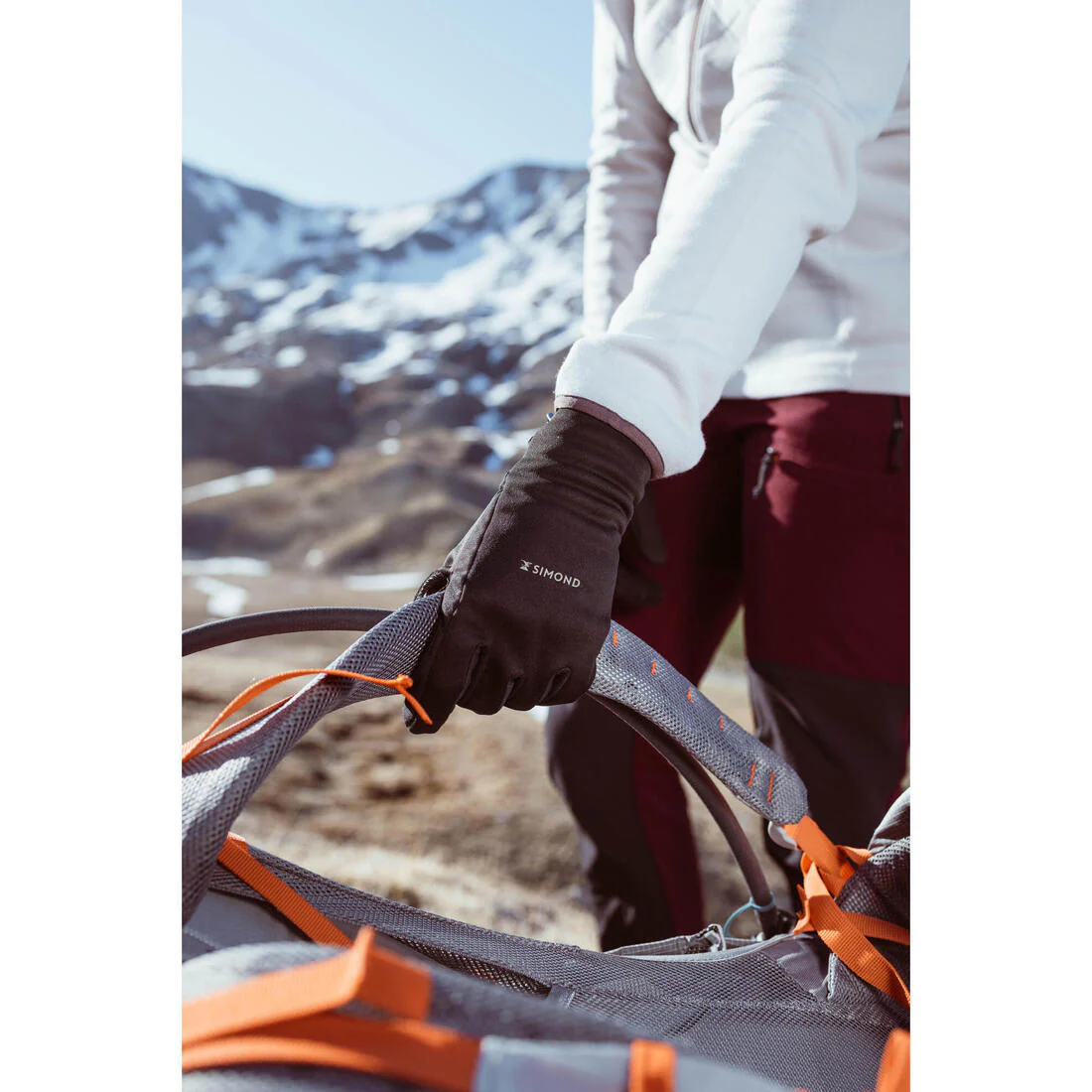 Guantes de trekking en montaña táctiles y stretch negros para adulto MT500 - Image 13