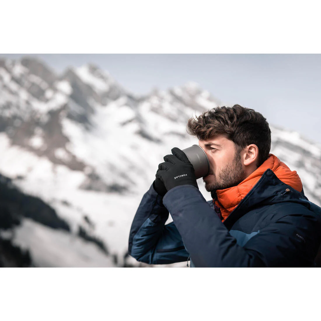 Guantes de trekking en montaña táctiles y stretch negros para adulto MT500 - Image 16