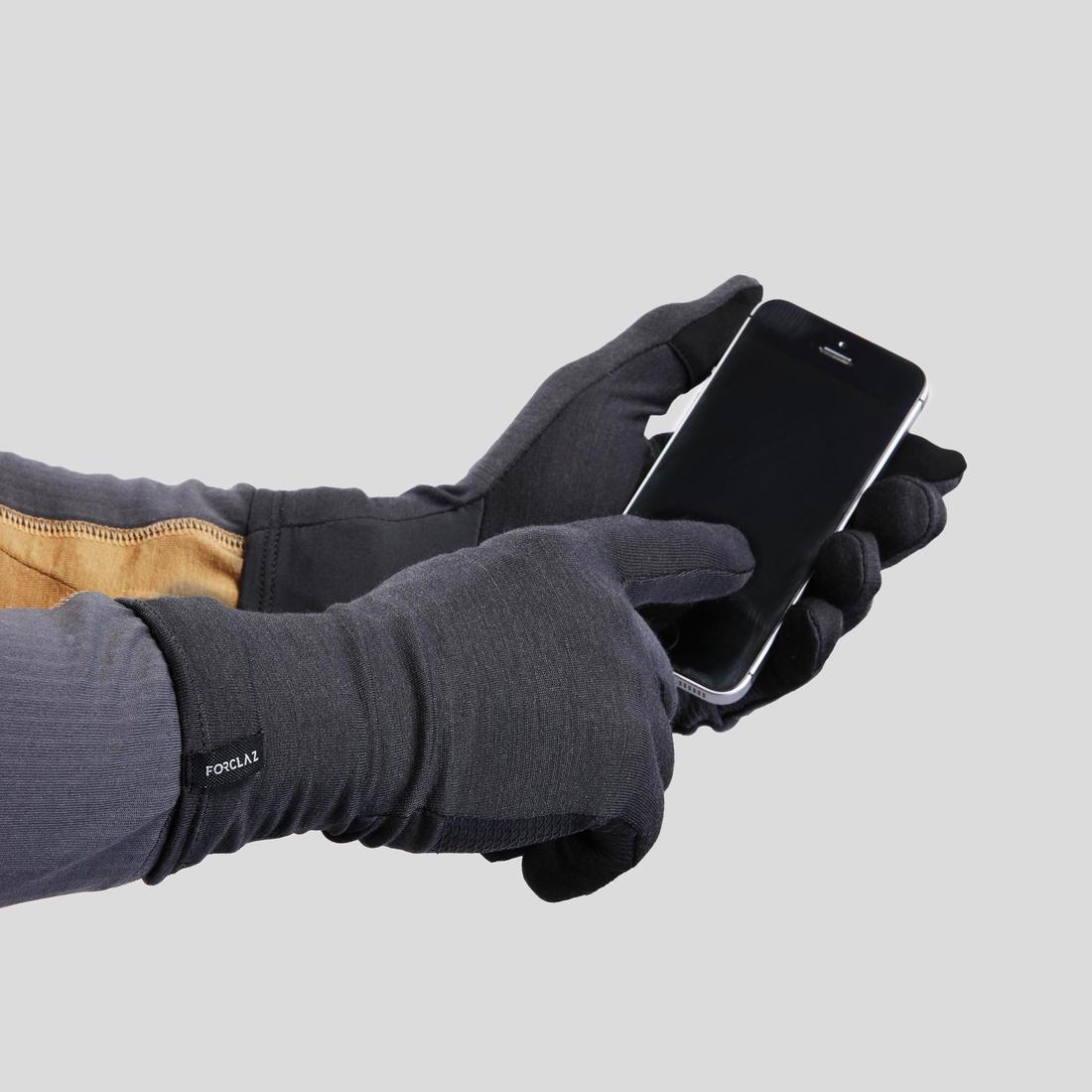 Guantes interiores de trekking en montaña de lana merina para adulto MT500 - Image 4