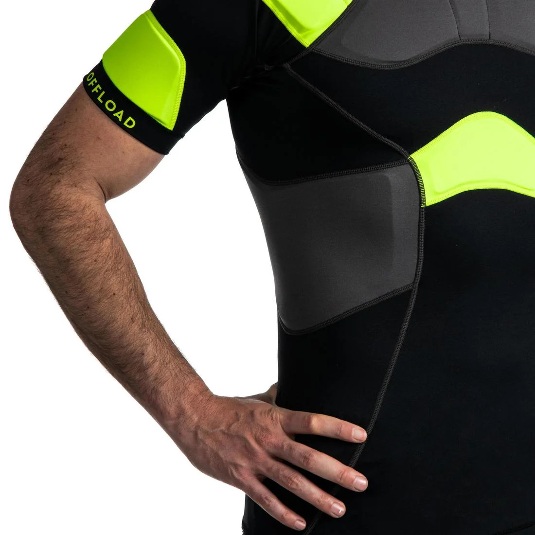 Hombrera de rugby negro con amarillo para hombre R500 - Image 5