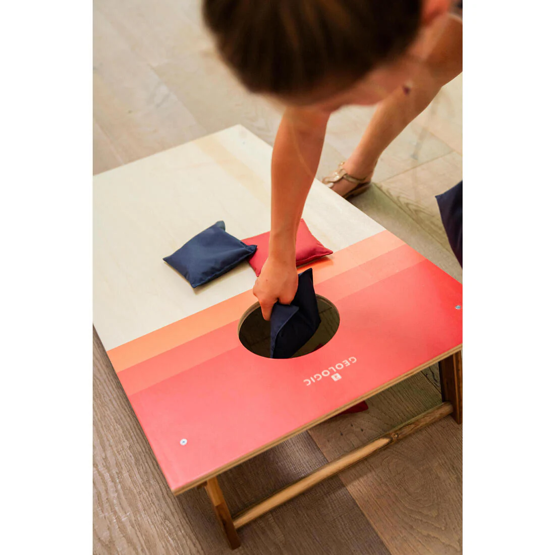 Juego de cornhole compacto listo para jugar - Image 13