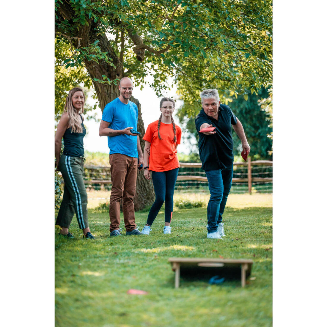 Juego de cornhole compacto listo para jugar - Image 21