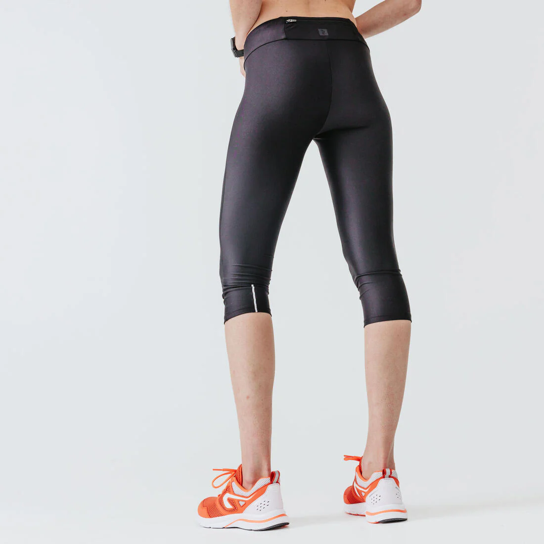 Leggings capri de running negros para mujer Kiprun RUN 100 - Image 2
