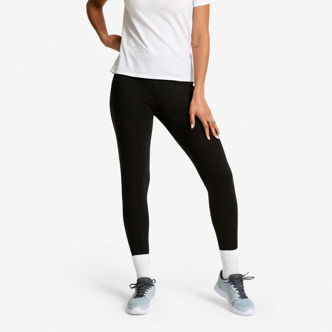 Leggings de fitness de corte slim negros para mujer - Image 2