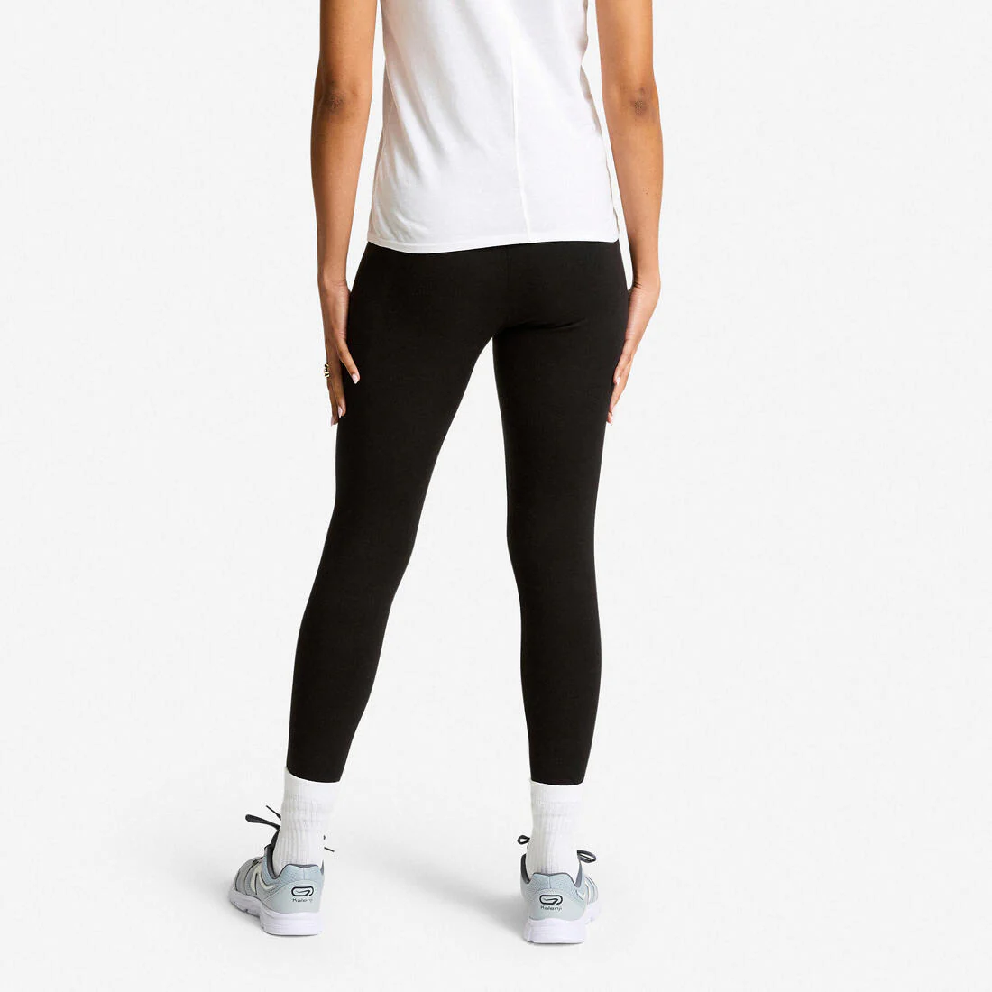 Leggings de fitness de corte slim negros para mujer - Image 5