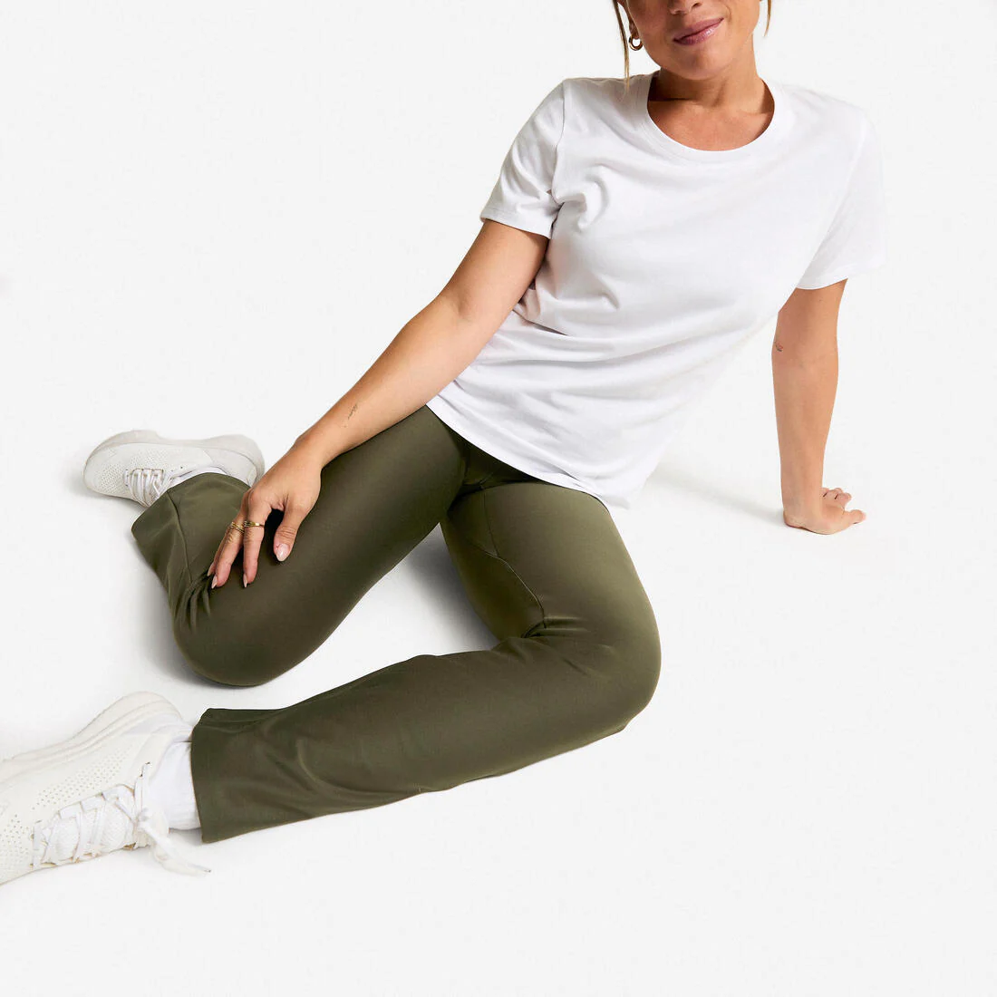 Leggings de fitness rectos negros para mujer - Image 7