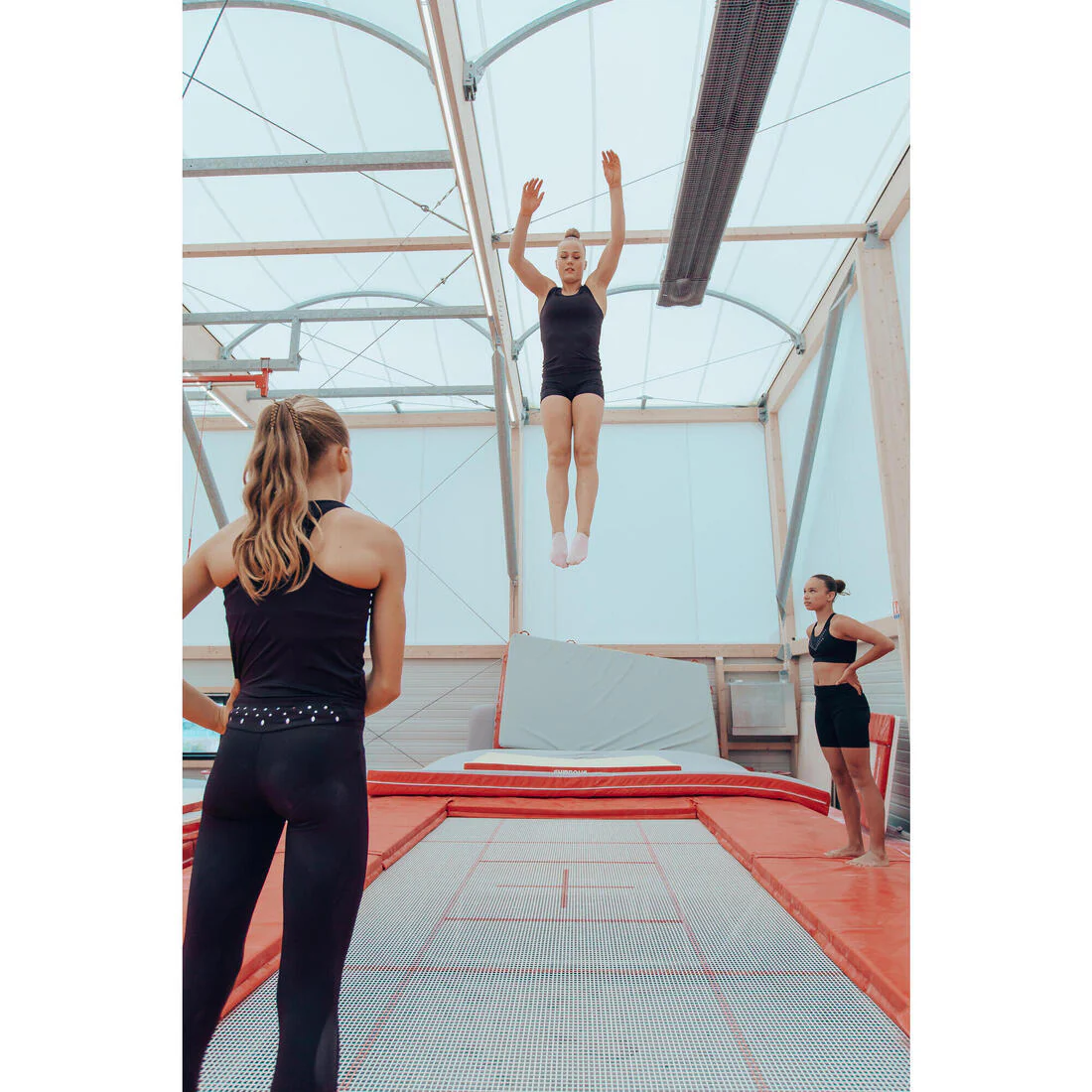 Leggings de gimnasia negros con lentejuelas para niños - Image 11