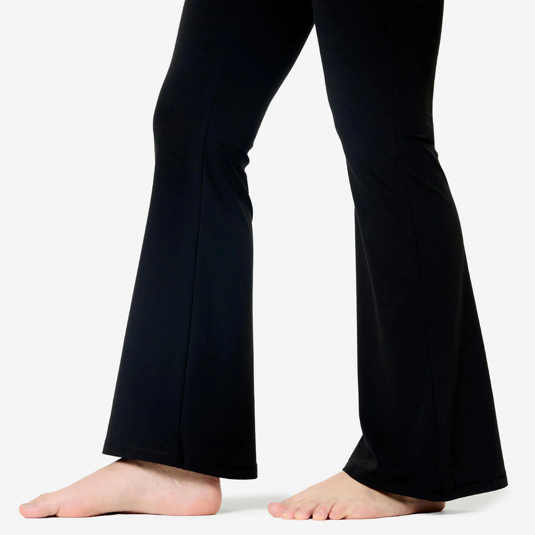 Leggings de yoga y pilates acampanados, elásticos y suaves negros Breathe - Image 3