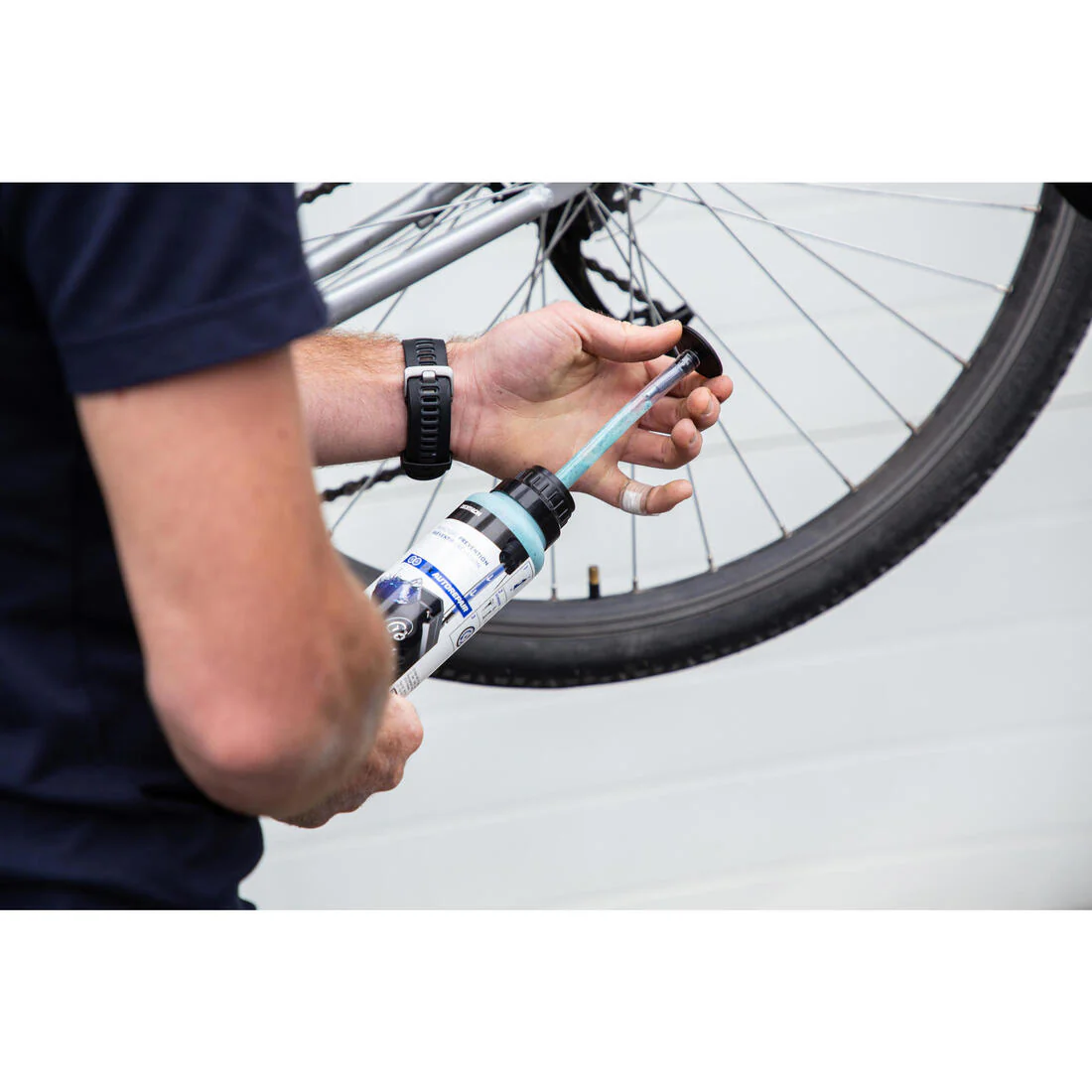 Líquido antiponchaduras para cámara de aire de bicicleta - Image 7