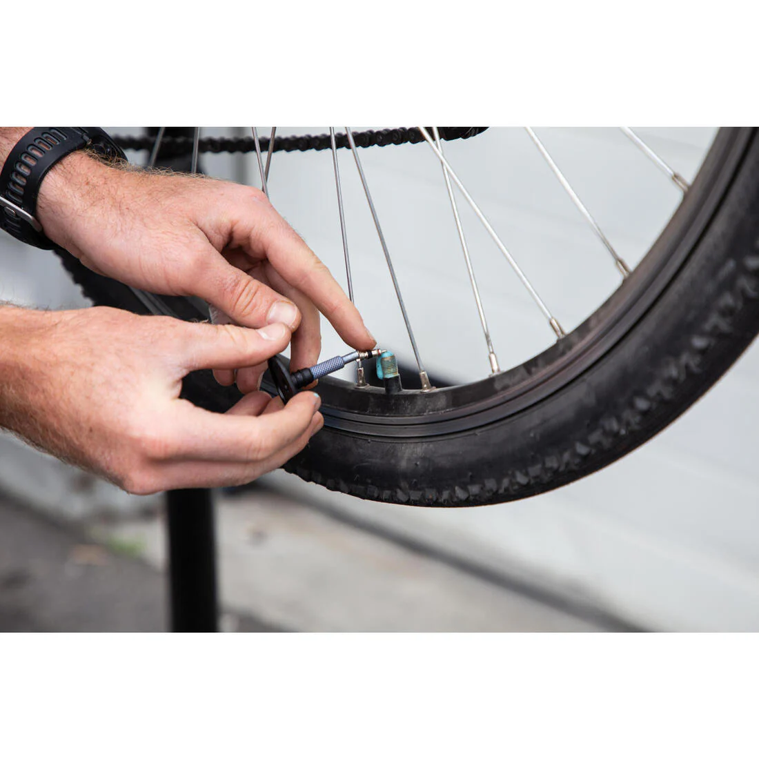 Líquido antiponchaduras para cámara de aire de bicicleta - Image 8