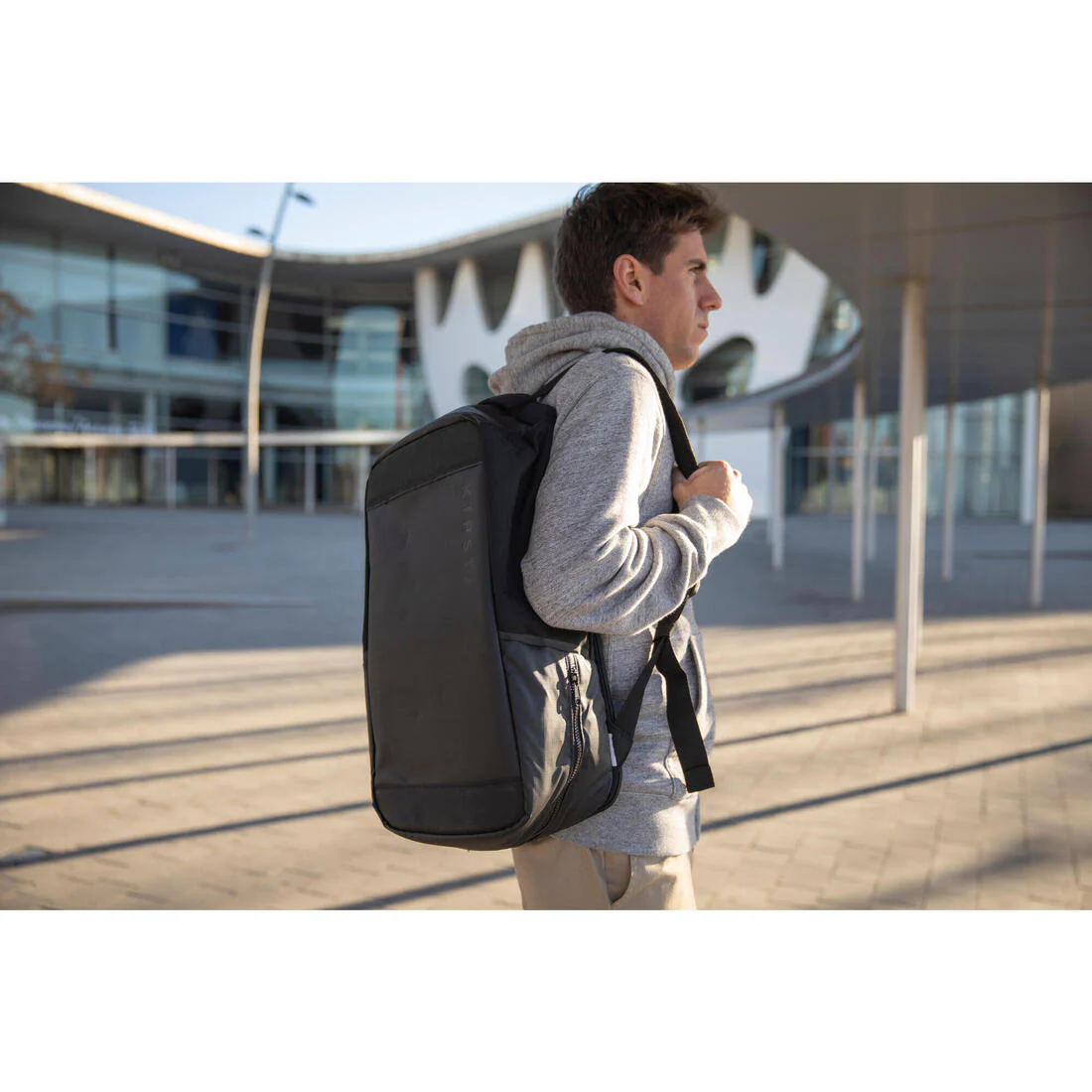 Maleta deportiva de 35 L negra Urban - Image 11