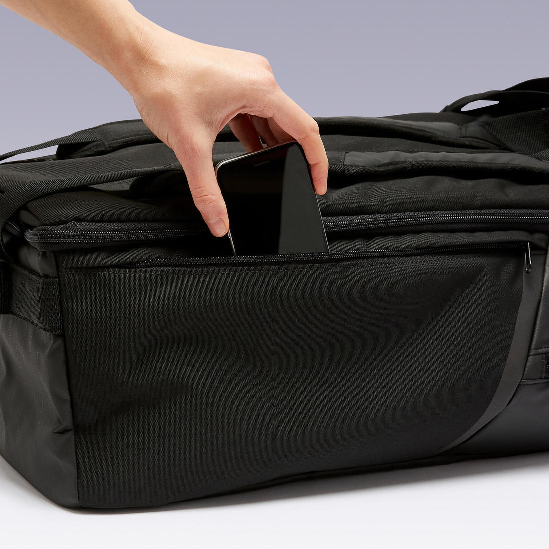 Maleta deportiva de 55 L negra Urban - Image 6