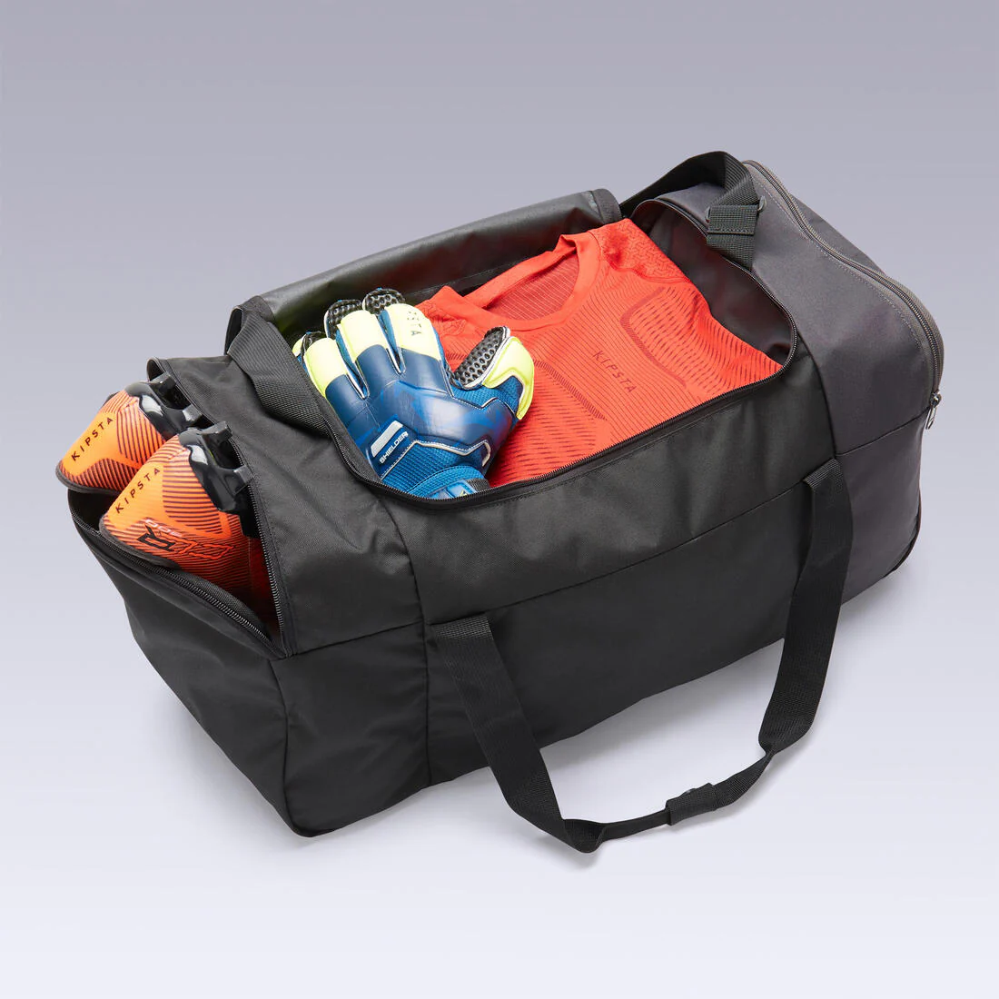 Maleta deportiva negra Essential 55 L - Image 4