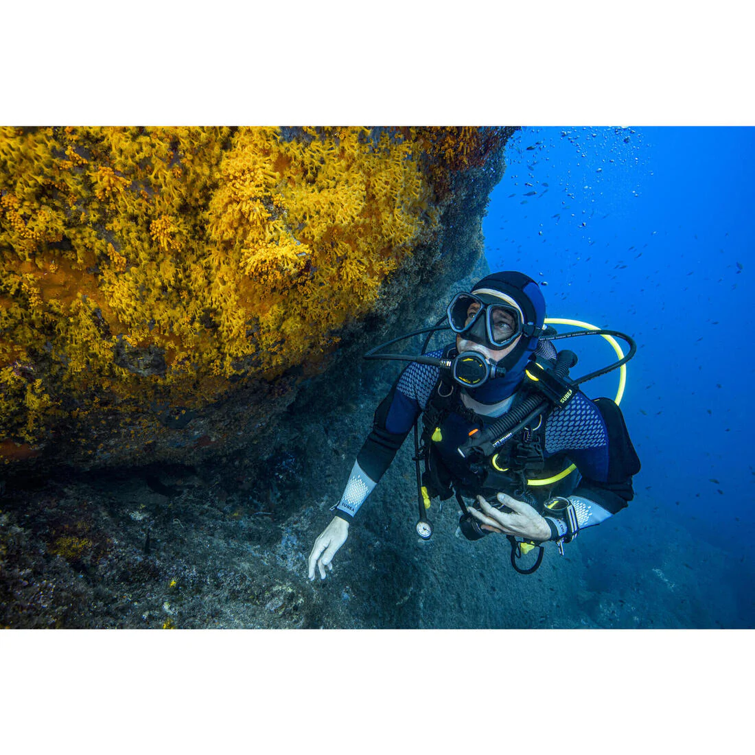 Máscara Buceo 500 Dual Negro Gris - Image 12
