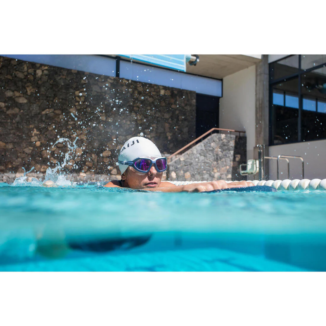 Máscara de natación talla CH azul con blanco con cristales de espejo Active - Image 8