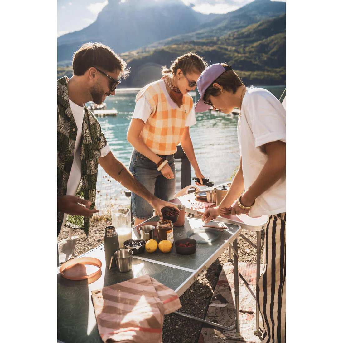 MESA DE CAMPAMENTO - 4 A 6 PERSONAS - Image 20