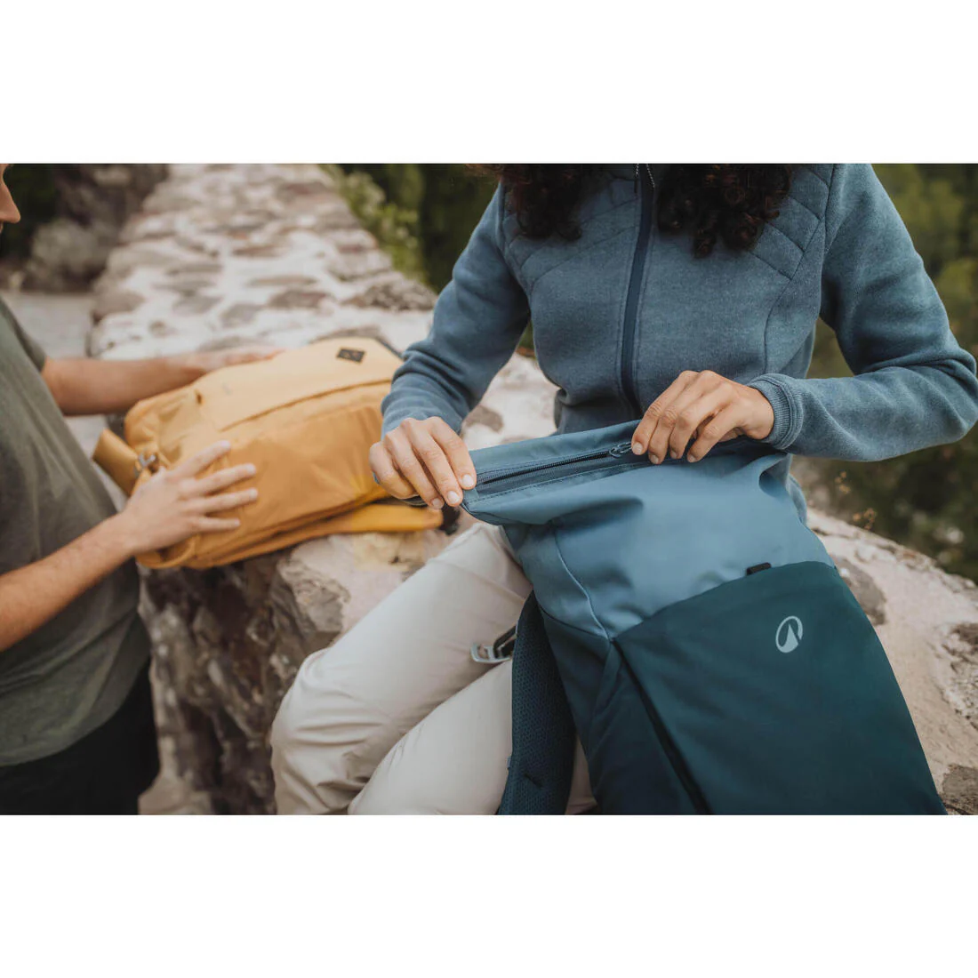Mochila de senderismo con apertura rolltop de 16+4 L Escape 500 - Image 37