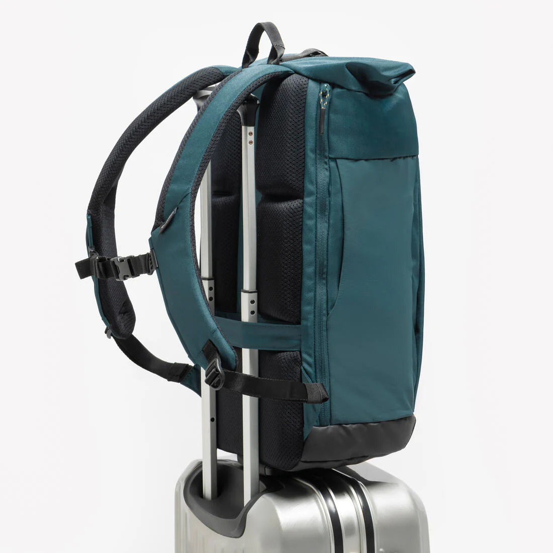 Mochila de senderismo con apertura rolltop de 23 L Escape 500 - Image 25