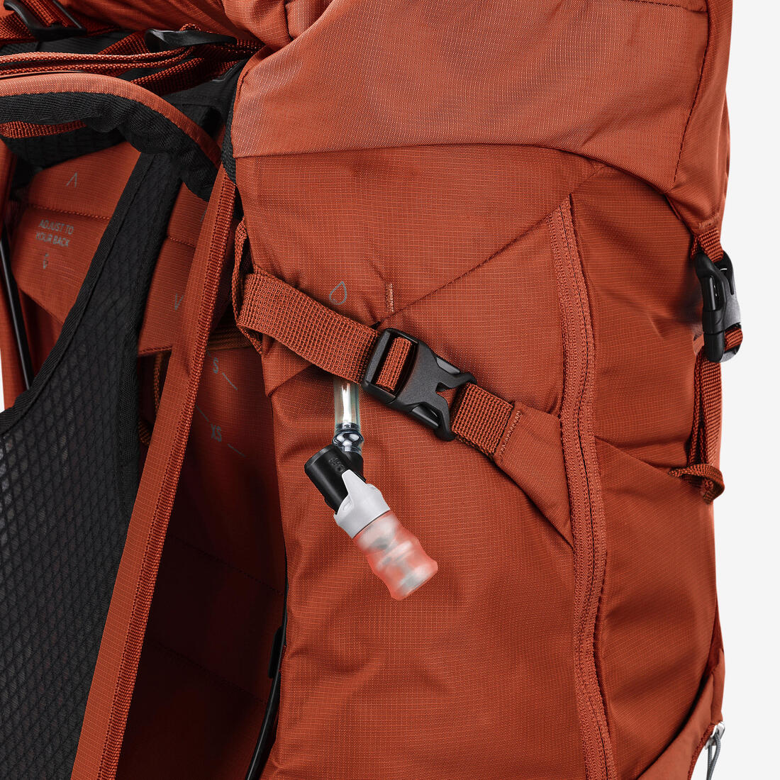 Mochila de senderismo de montaña de 38 L negra MH500 - Image 15