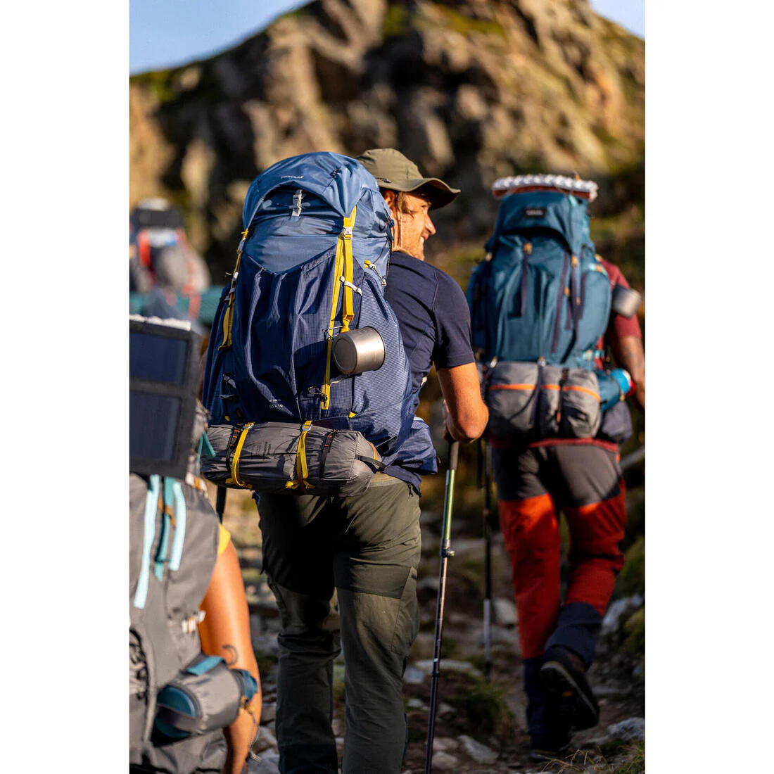Mochila de trekking ligera de 50+10 L para hombre MT900 Light - Image 9