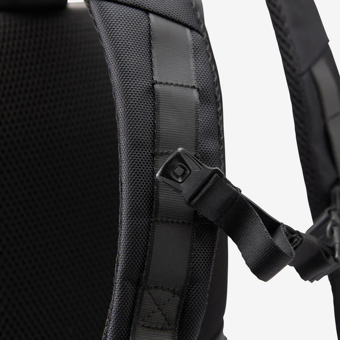 Mochila deportiva con cierre enrollable y bolsillo para laptop de 29 l - Image 7