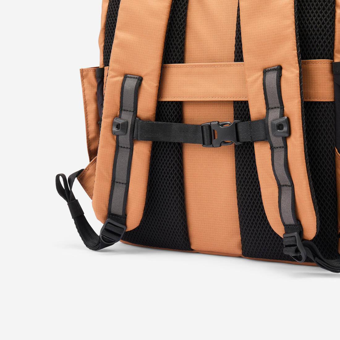 Mochila deportiva con tejido ripstop de 15 L con compartimento para laptop - Image 4