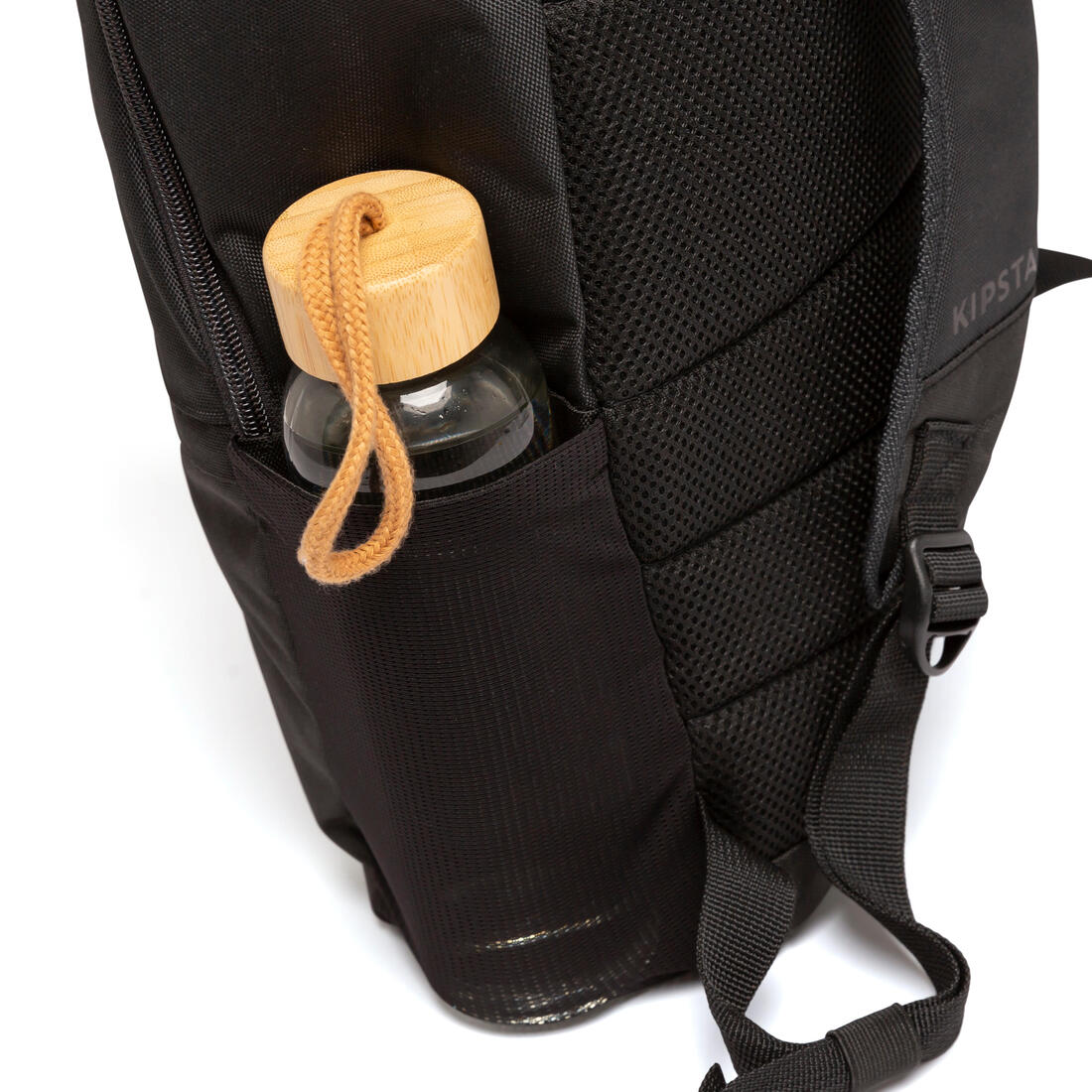 Mochila deportiva negra 24 L ESSENTIAL - Image 7
