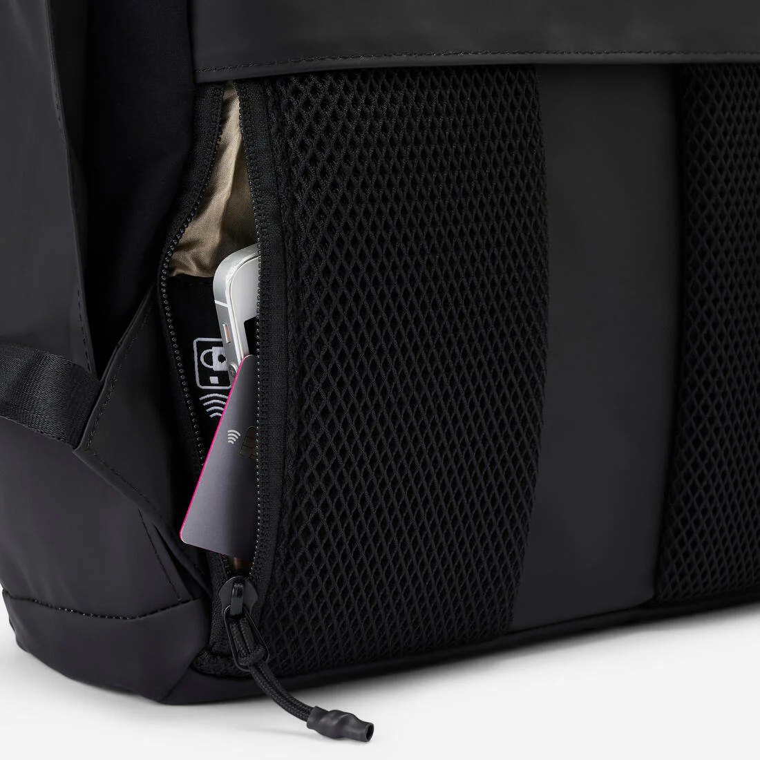 Mochila deportiva perlante de 15 L con compartimento para laptop - Image 17
