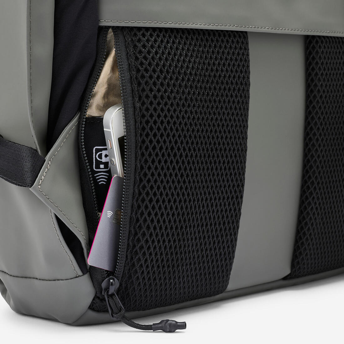 Mochila deportiva perlante de 15 L con compartimento para laptop - Image 18