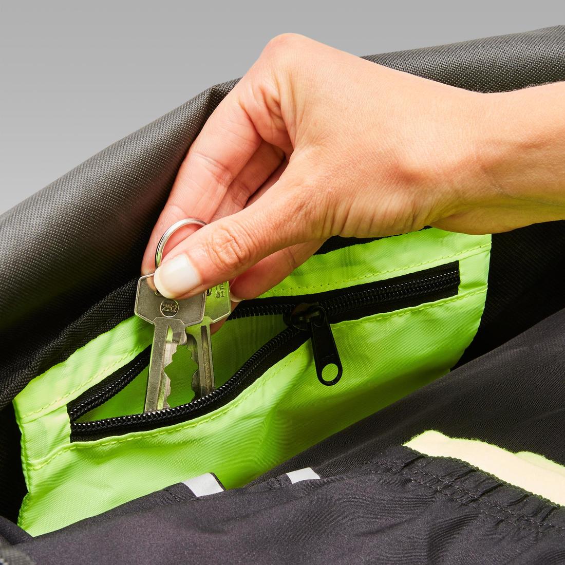 Mochila deportiva rígida de 75 L negra - Image 8