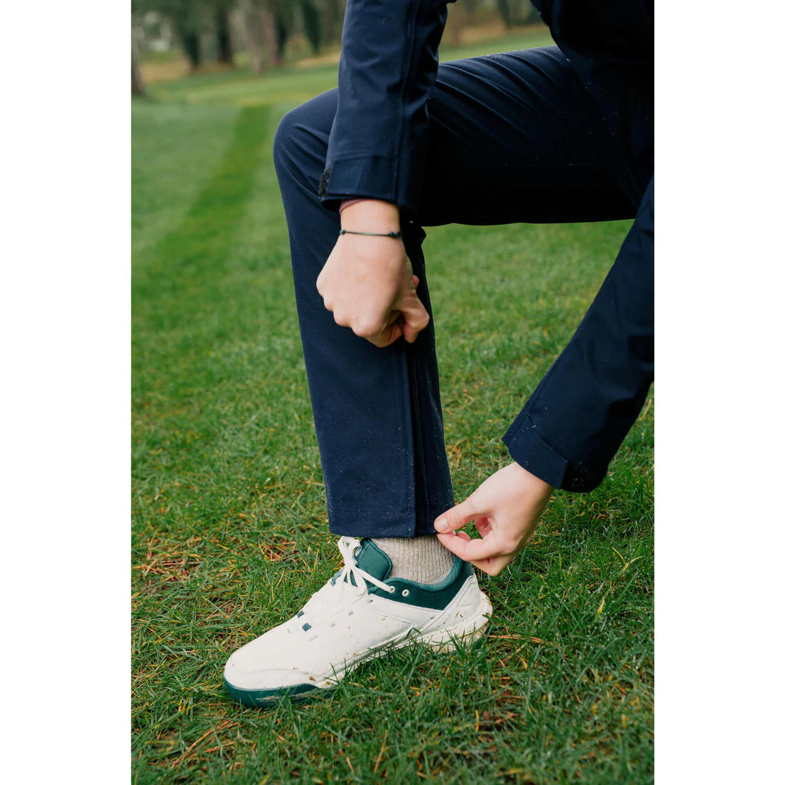 Pantalón de golf impermeable azul marino para mujer RW500 - Image 12