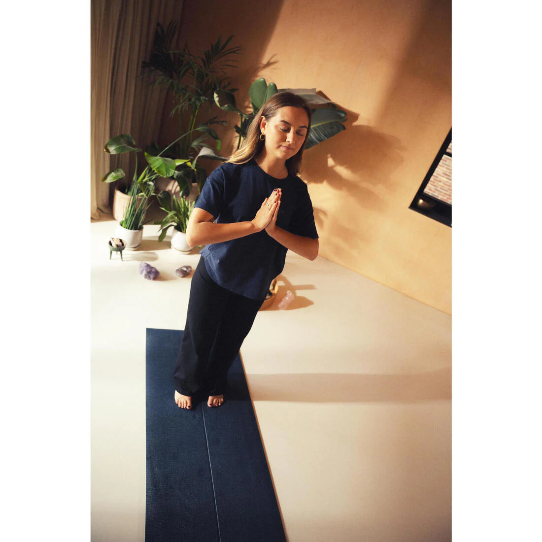 Pantalón de yoga suave de tiro ultra negro para mujer - Image 8
