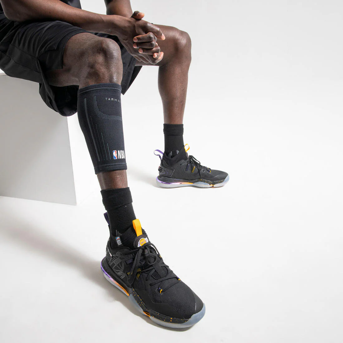 Pantorrillera de sujeción izquierda/derecha adulto NBA - Soft 300 negro - Image 3
