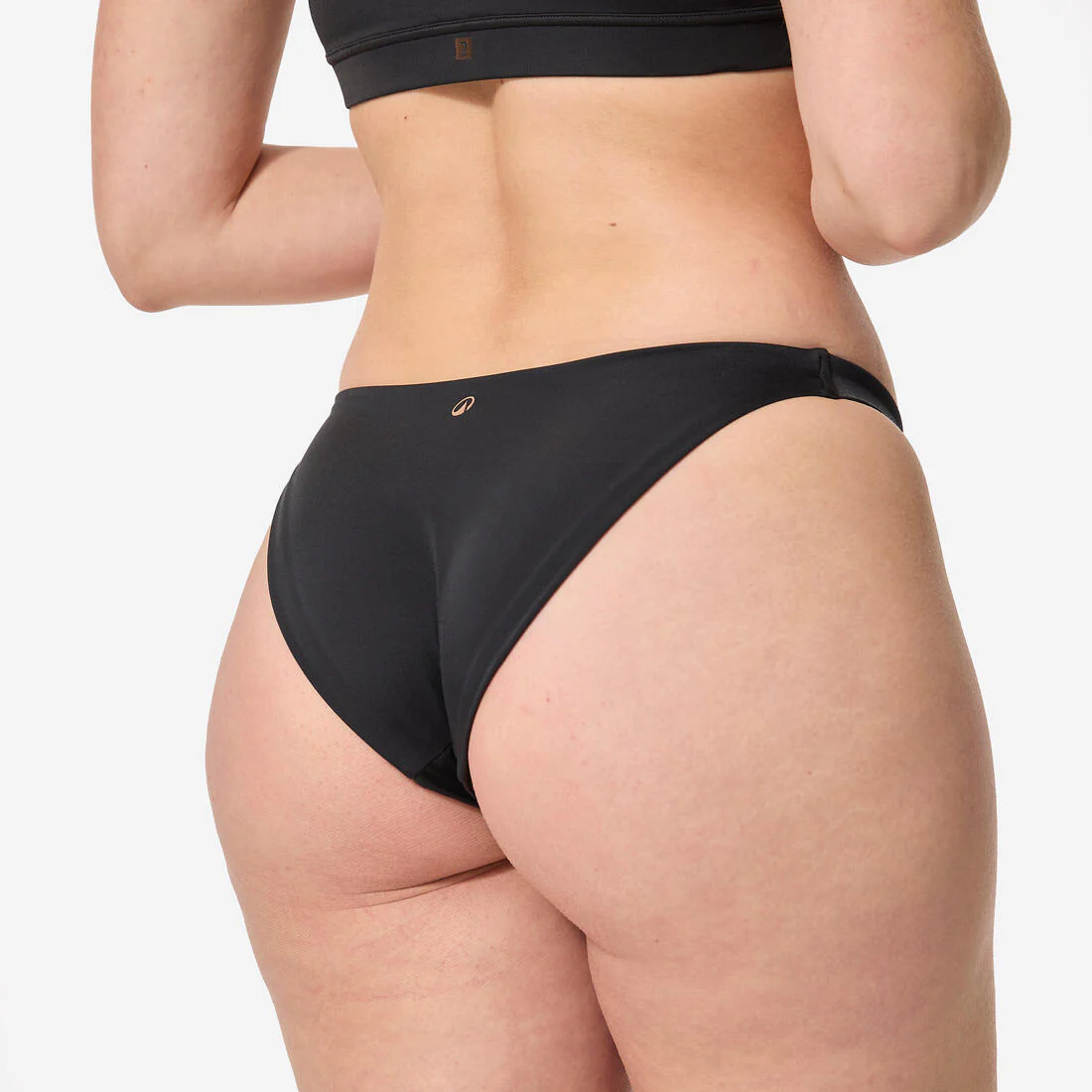 Panty de Bikini Aly Negro Bordes Laterales Finos Elásticos - Image 4