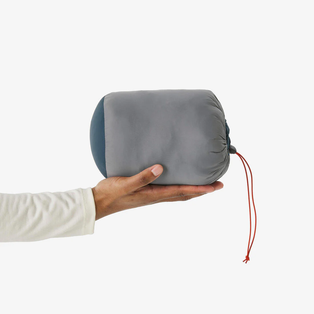 Chamarra de trekking acolchada con capucha hasta -10 °C para hombre MT500 - Image 14