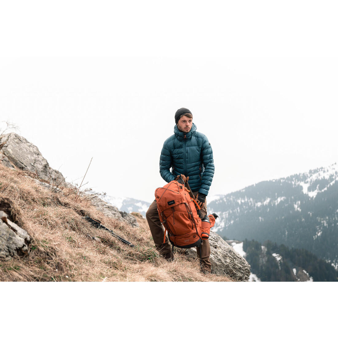 Chamarra de trekking acolchada con capucha hasta -10 °C para hombre MT500 - Image 24