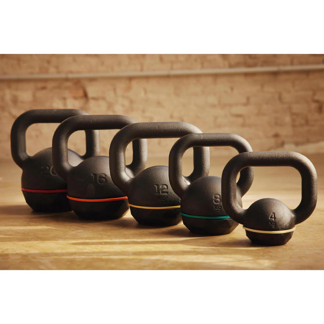 Pesa de hierro fundido con base de goma de 12 kg Kettlebell - Image 5