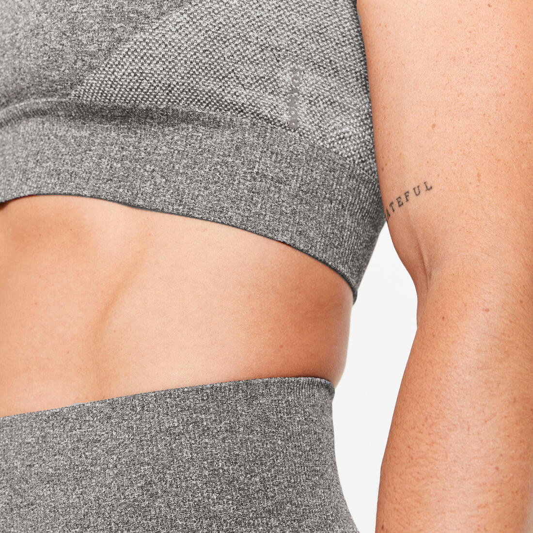 Playera Crop-Top Fitness Sin Costuras Manga Corta - Image 10