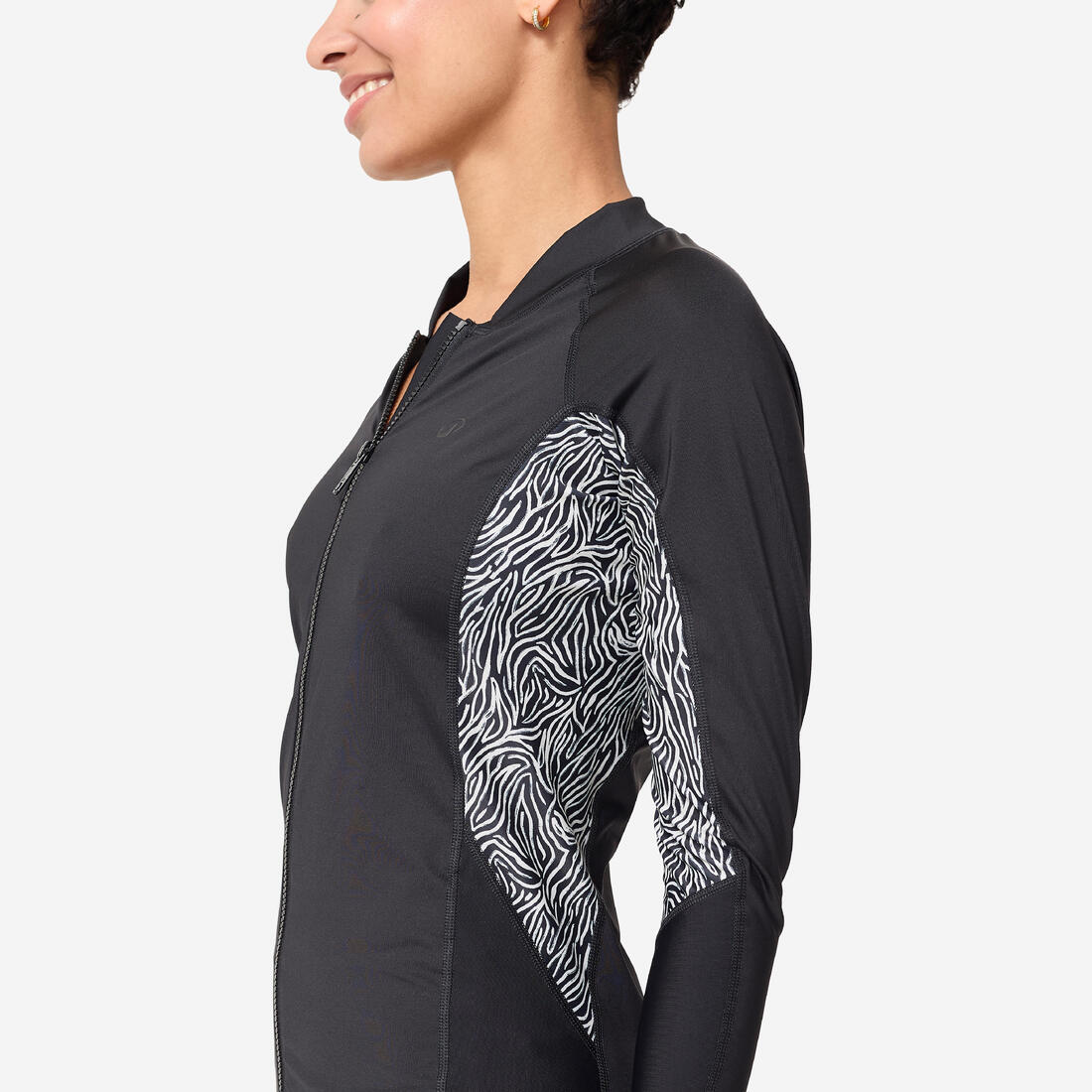 Playera de aquagym/aquabike de manga larga con cierre negra para mujer Phoebe - Image 7