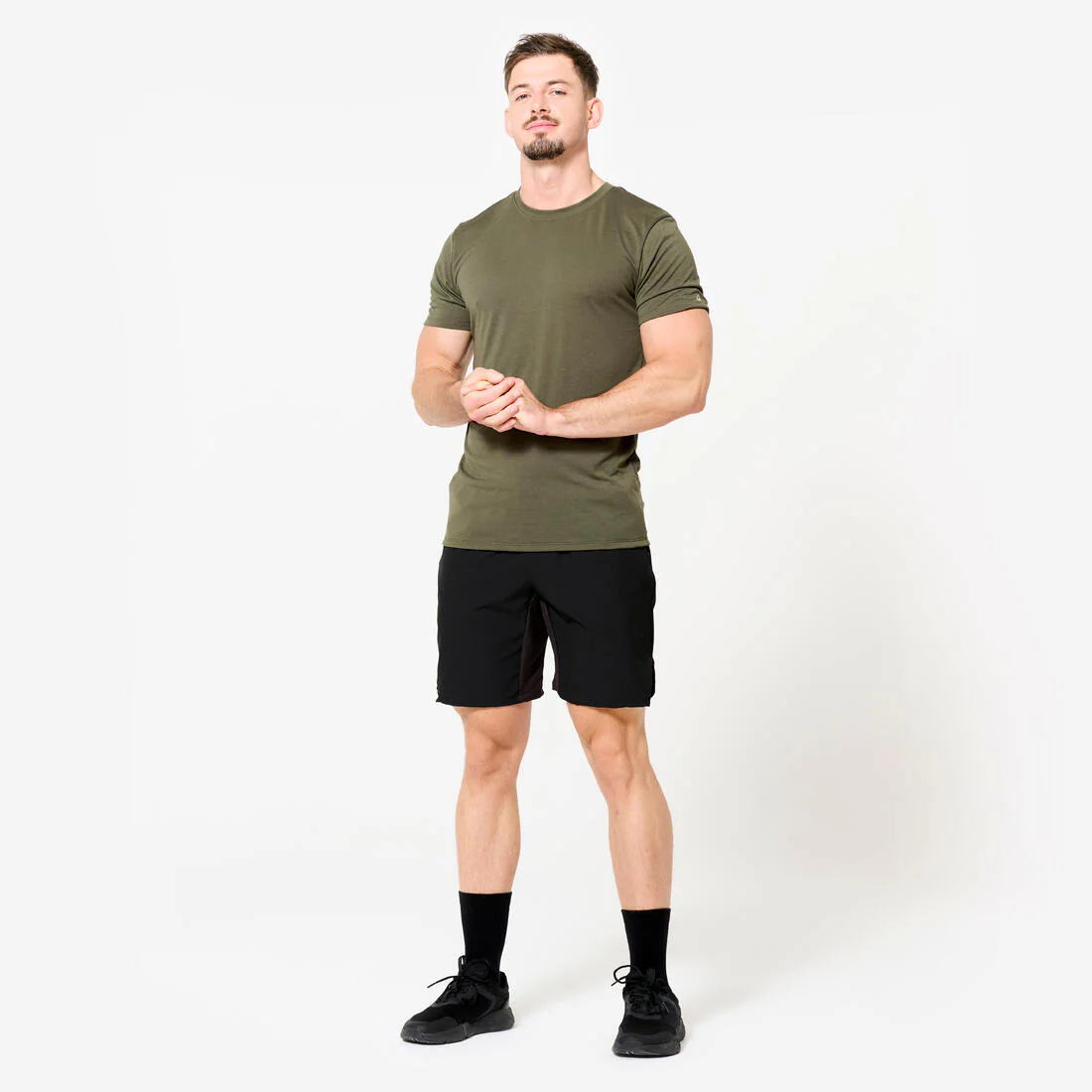 Playera de cross training de corte slim transpirable negra para hombre - Image 3