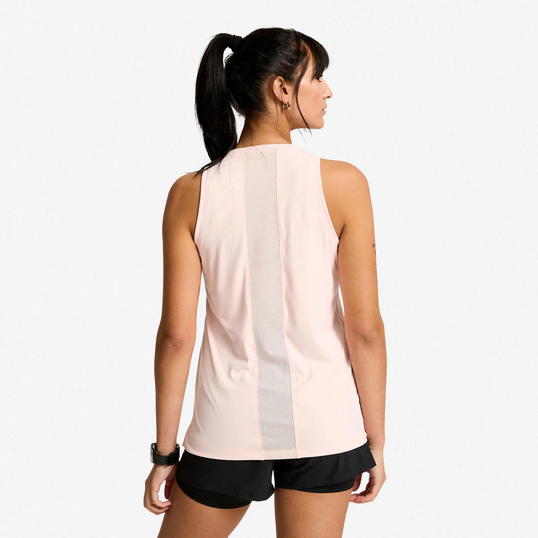 Playera de fitness/cardio sin mangas y de corte recto negra para mujer - Image 14