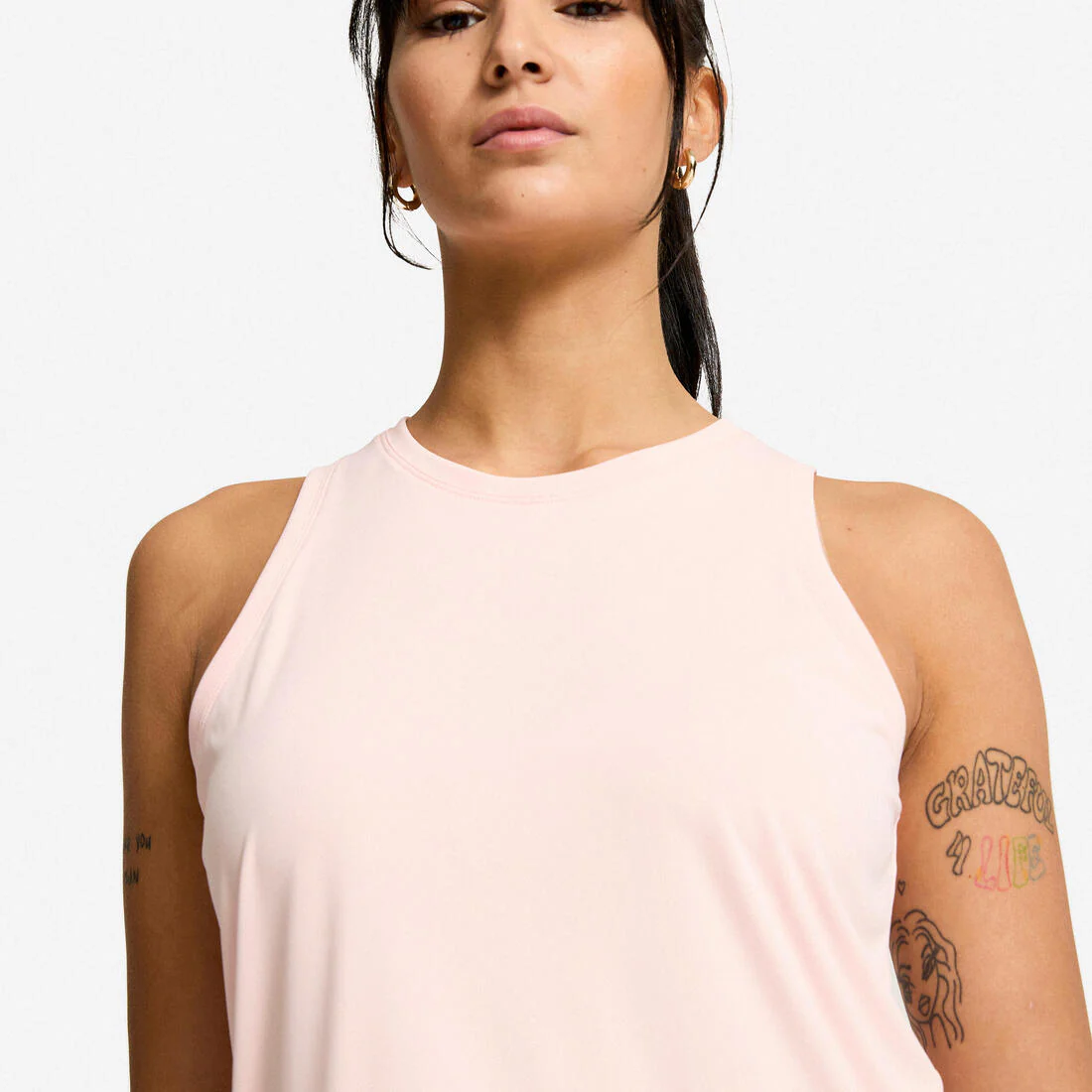 Playera de fitness/cardio sin mangas y de corte recto negra para mujer - Image 26