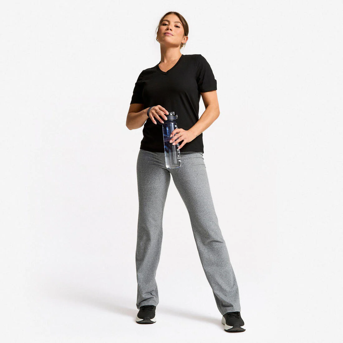 Playera de fitness de cuello V negra para mujer Coolmax - Image 6