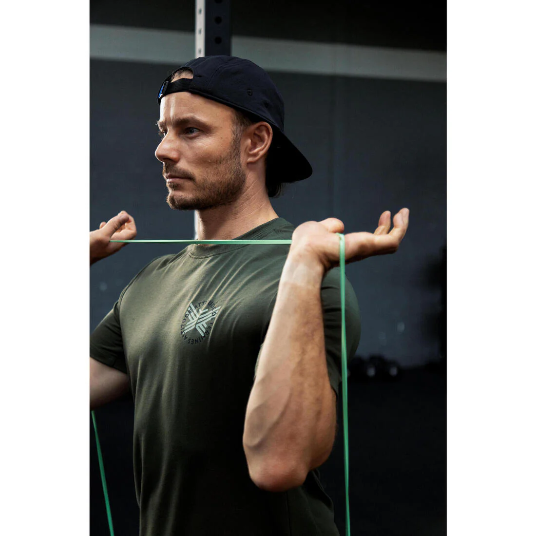Playera de fitness elástica y ligera negro con para hombre - Image 17