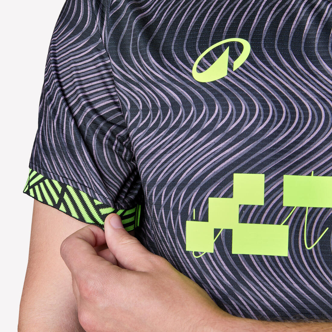 Playera de futbol negra con amarillo fluorescente para adulto Viralto II Wavy - Image 12