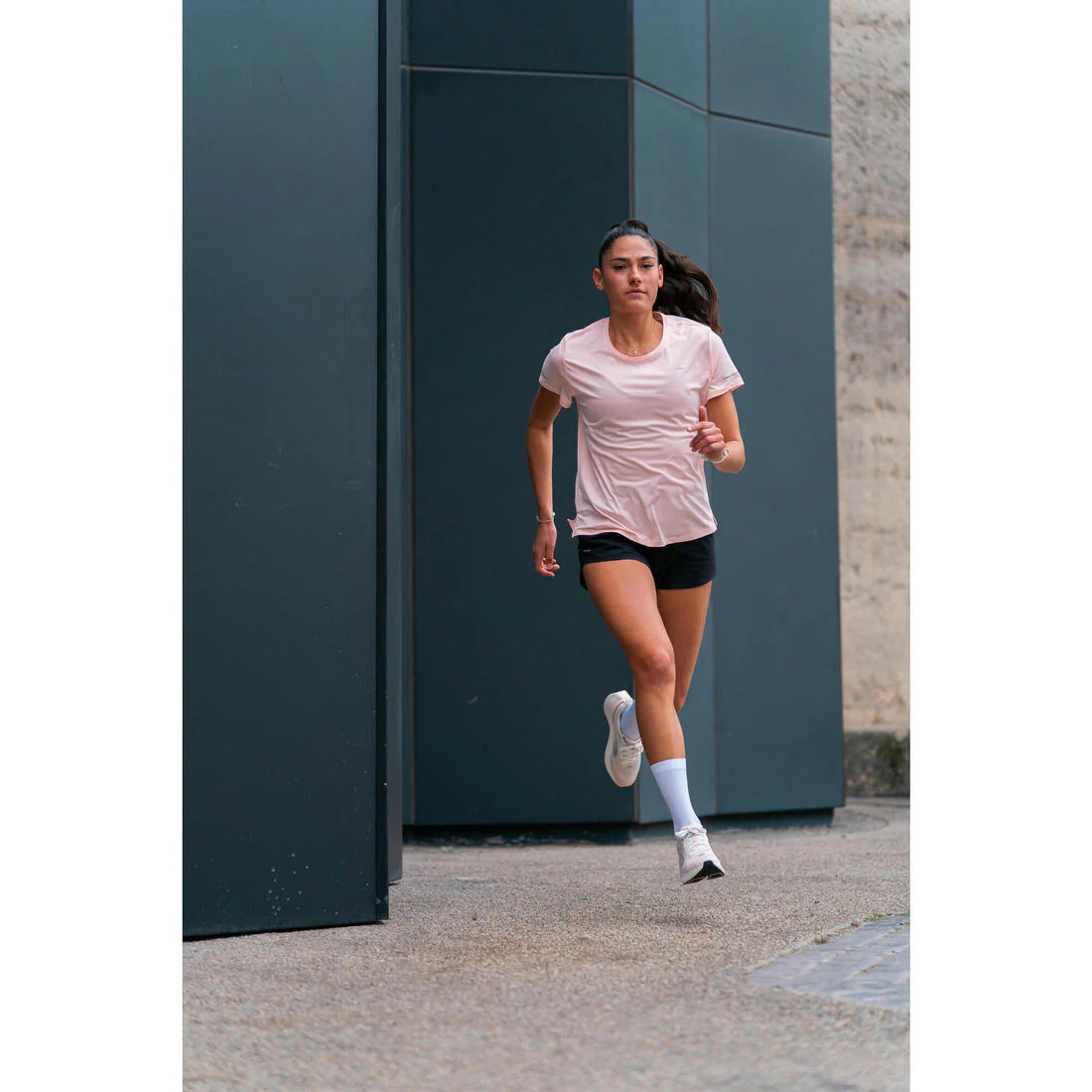 Playera de running transpirable malva para mujer Kiprun Run 500 Dry - Image 29