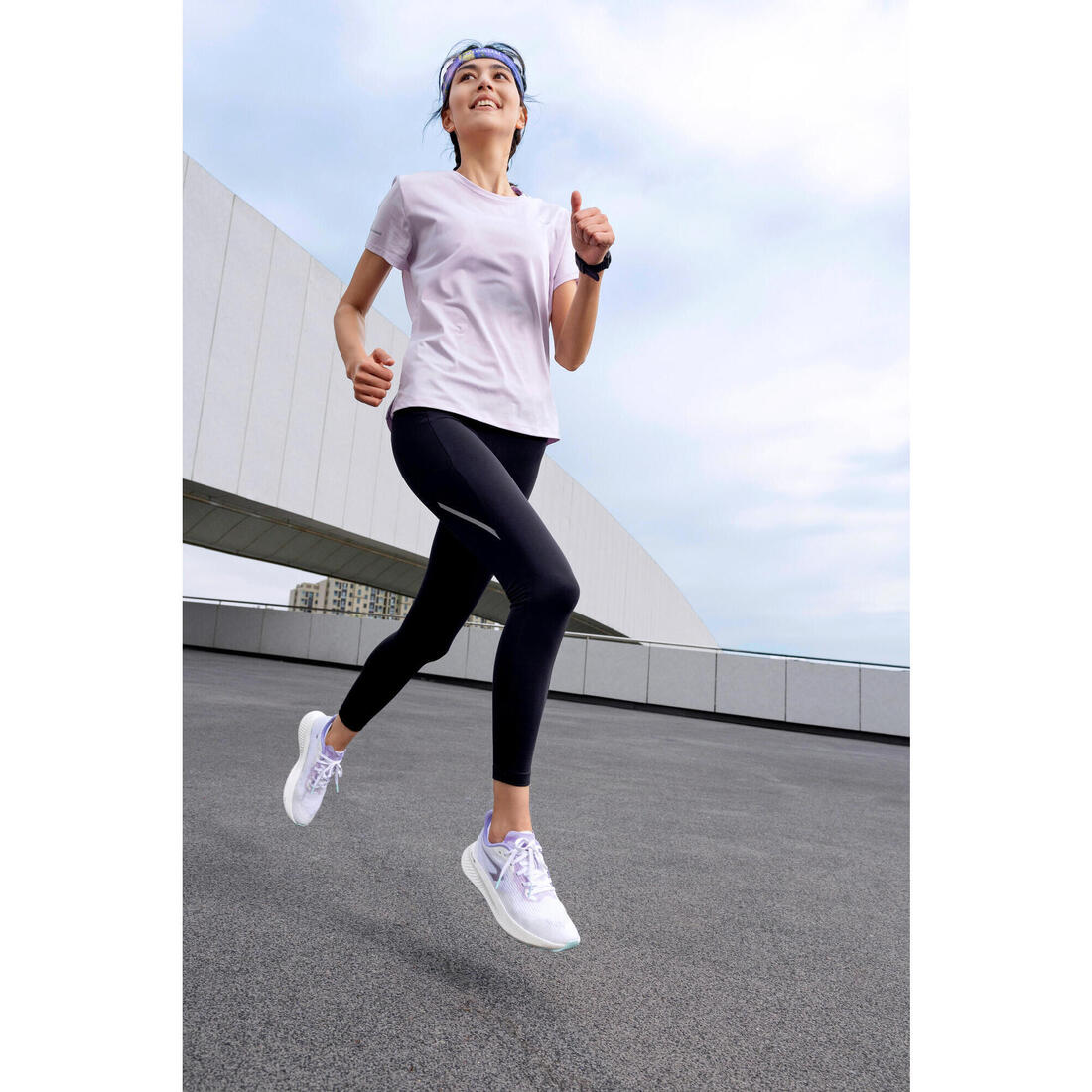 Playera de running transpirable malva para mujer Kiprun Run 500 Dry - Image 30